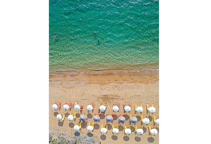 Aerial view of Vrahinari Beach . - Antigoni Beach House . (Galerie de photos) }}