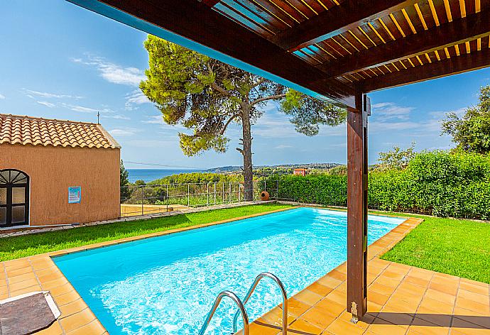 Private pool, terrace, and garden with sea views . - Villa Nora . (Photo Gallery) }}