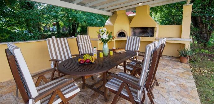  . - Ormos Beach House . (Photo Gallery) }}