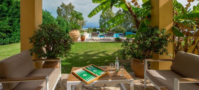  . - Ormos Beach House . (Photo Gallery) }}