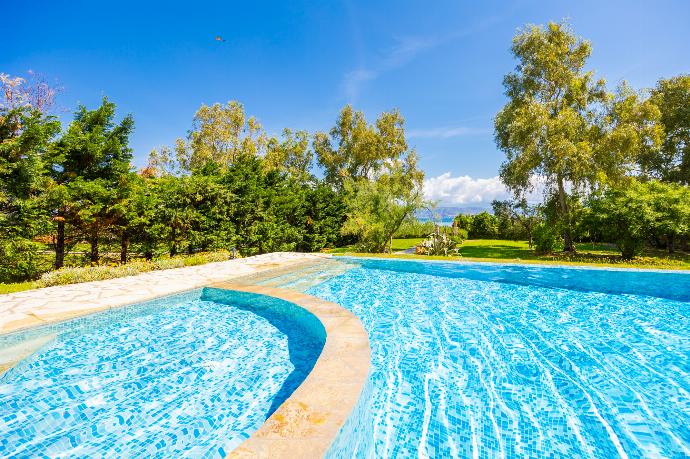 Ormos Beach House