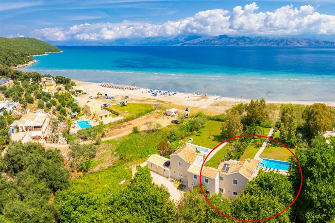  . - Ormos Beach House . (Photo Gallery) }}