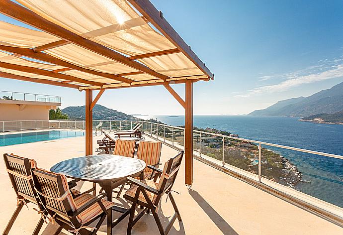 Sheltered terrace area with panoramic sea views . - Villa Lara . (Photo Gallery) }}