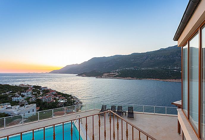 View from bedroom  . - Villa Lara . (Photo Gallery) }}