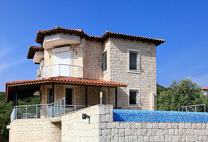 Beautiful villa with private pool and terrace with sea views . - Villa Kastello . (Галерея фотографий) }}