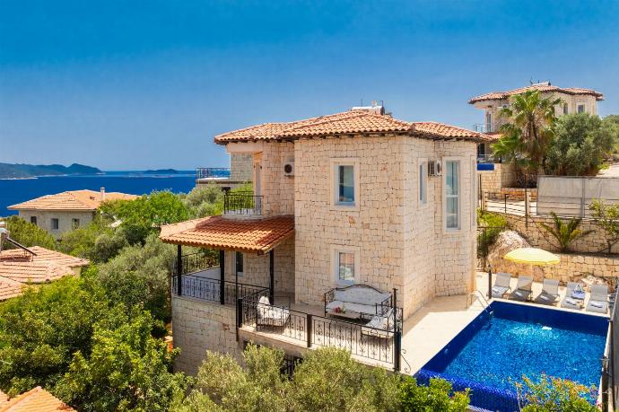 Beautiful villa with private pool and terrace with sea views . - Villa Kastello . (Photo Gallery) }}