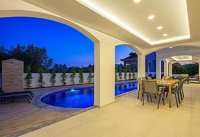 Sheltered terrace area . - Orka World Villa 2 . (Photo Gallery) }}
