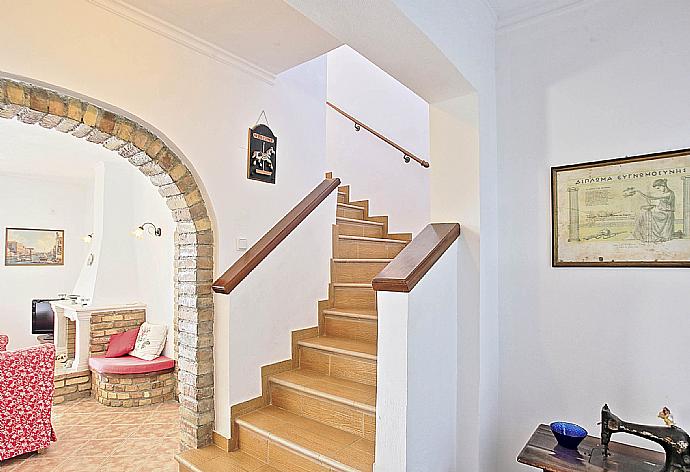 Hallway  . - Villa Astarti . (Photo Gallery) }}