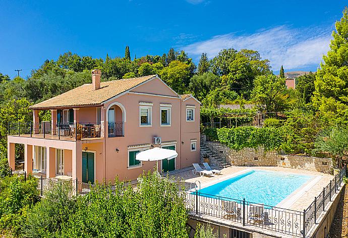 Aerial view of Villa Eleni . - Villa Eleni . (Photo Gallery) }}