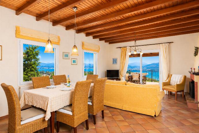  . - Villa Eleni . (Photo Gallery) }}