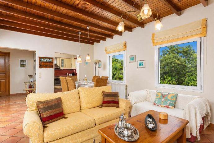  . - Villa Eleni . (Photo Gallery) }}