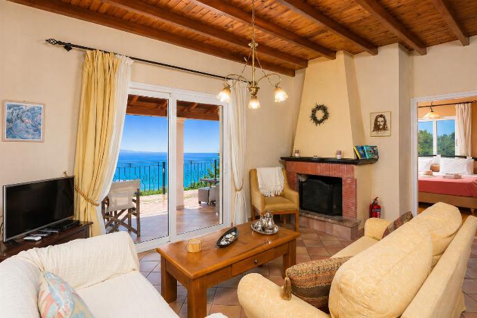  . - Villa Eleni . (Photo Gallery) }}