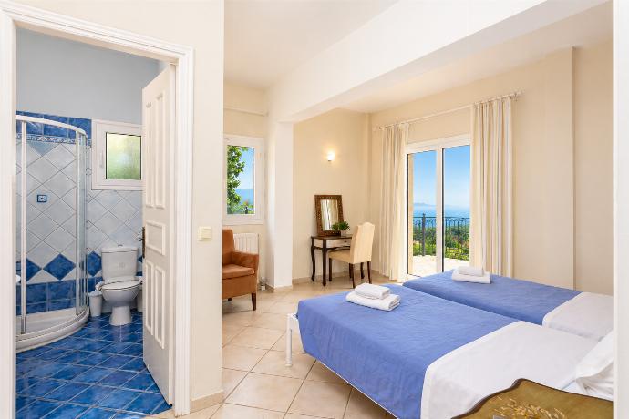  . - Villa Eleni . (Photo Gallery) }}