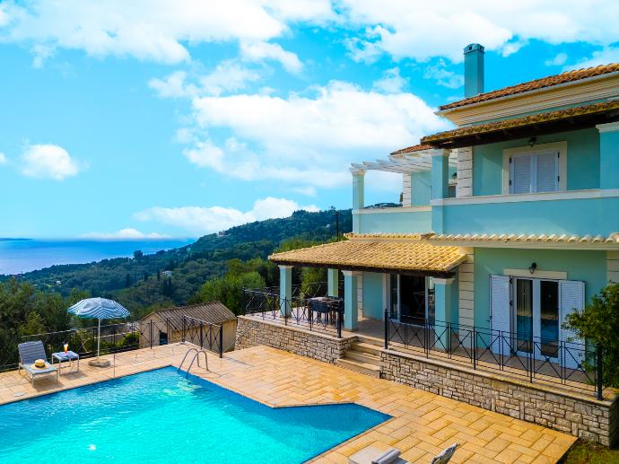  . - Villa Eleni Agios Stephanos . (Photo Gallery) }}