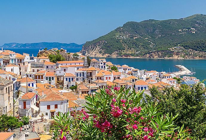 Skopelos Old Town . - Villa Ourania . (Fotogalerie) }}