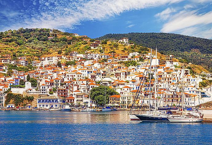 Skopelos Old Town . - Villa Ourania . (Photo Gallery) }}