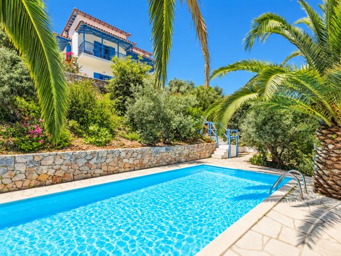 Beautiful villa with private pool, terrace, and garden . - Villa Ourania . (Photo Gallery) }}