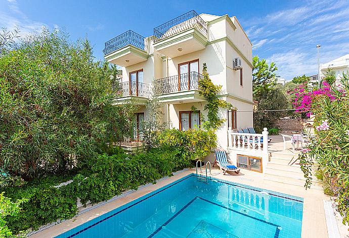,Beautiful villa with private pool and terrace . - Villa Antiphellos . (Galerie de photos) }}