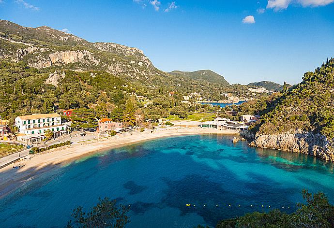 The beautiful bays at Paleokastritsa . - Villa Sofia . (Galerie de photos) }}