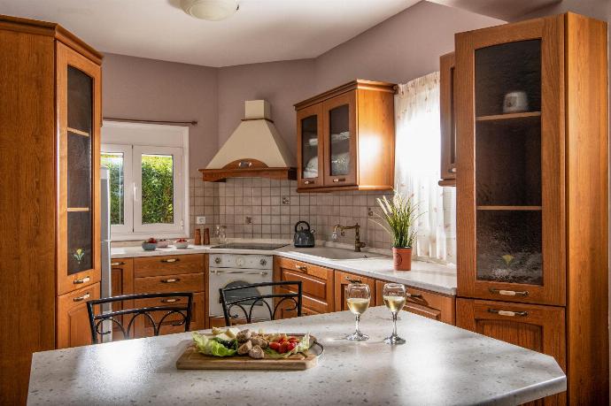  . - Villa Daphni . (Photo Gallery) }}