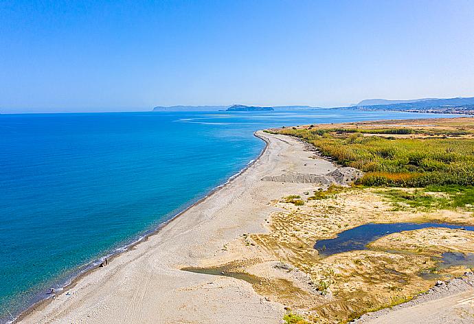 Tavronitis . - Villa Tzina . (Galería de imágenes) }}