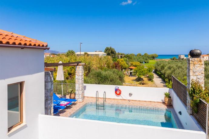 Beautiful villa with private pool, garden, and terrace with sea views . - Villa Melina . (Galleria fotografica) }}