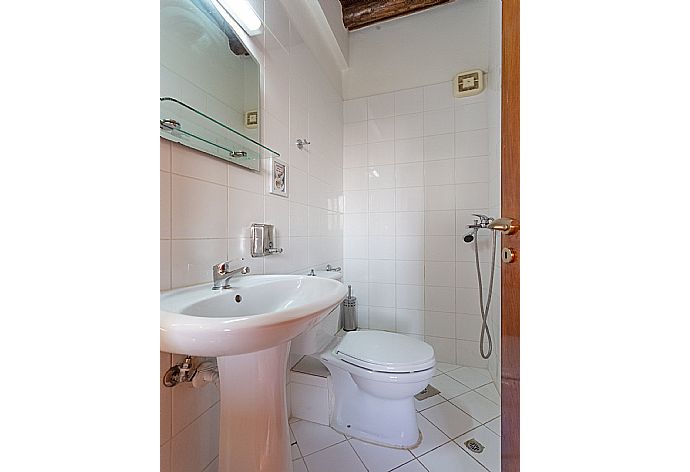 Villa Nineta Bathroom