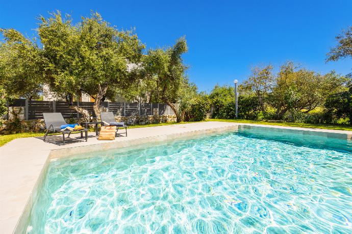 Private pool and terrace . - Villa Nineta . (Photo Gallery) }}