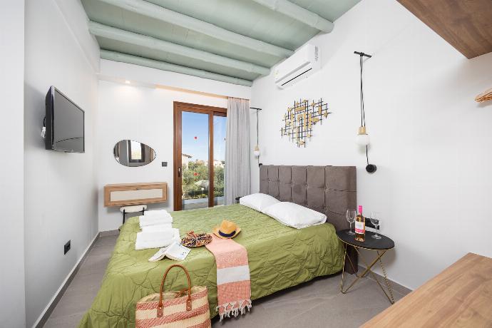 Double bedroom with A/C . - Villa Nineta . (Photo Gallery) }}