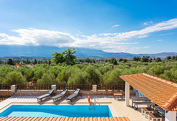 View from bedroom window . - Villa Eva . (Fotogalerie) }}