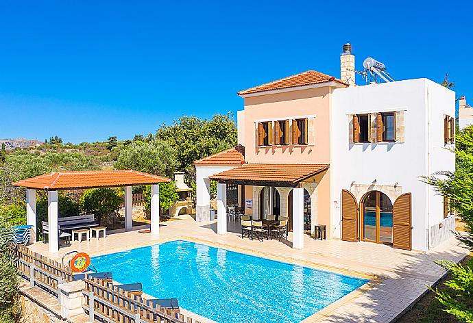 Aerial view of Villa Eva . - Villa Eva . (Photo Gallery) }}