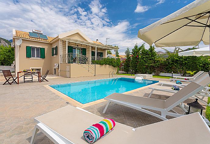 Beautiful villa with private pool and terrace . - Villa Alexandra . (Photo Gallery) }}