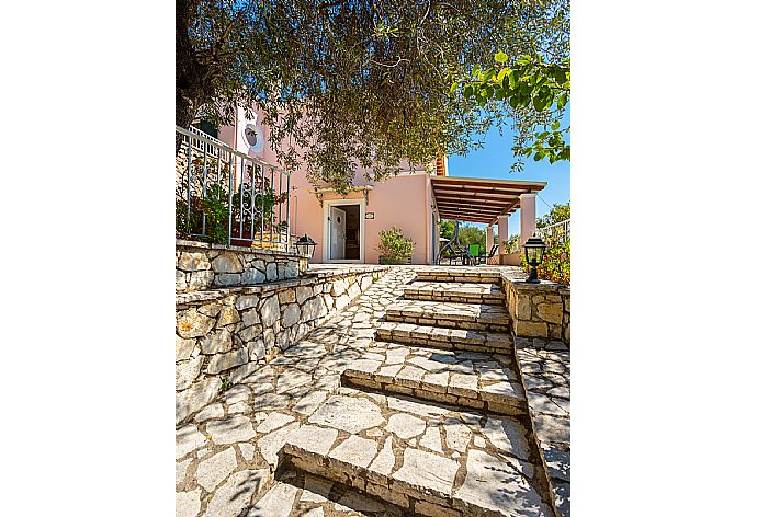 Stairway to Villa Petros . - Villa Petros . (Photo Gallery) }}