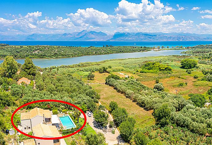 Aerial view showing location of Villa Zacharenia . - Villa Zacharenia . (Photo Gallery) }}