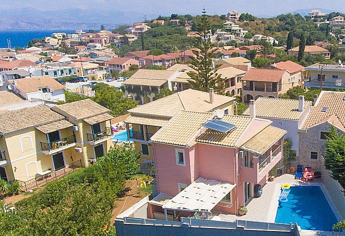 Overview of the villa . - The Doctors House . (Photo Gallery) }}