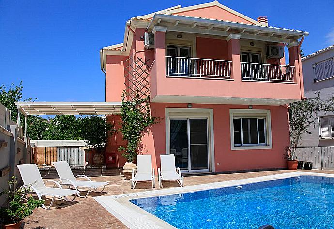 ,Beautiful villa with private pool . - The Doctors House . (Photo Gallery) }}