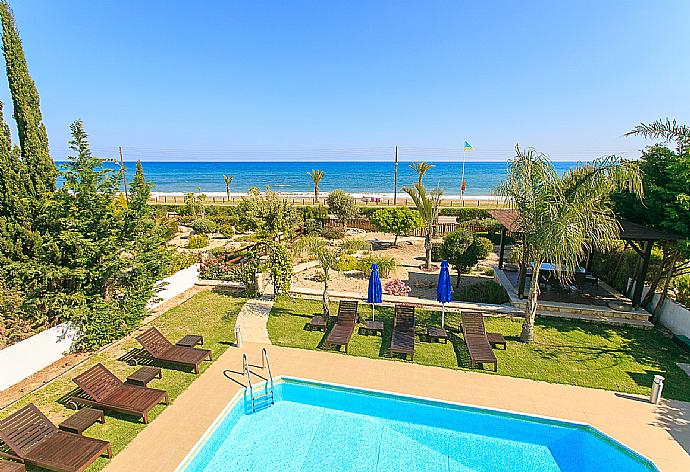 Balcony with sea views . - Riviera Beach Front . (Fotogalerie) }}
