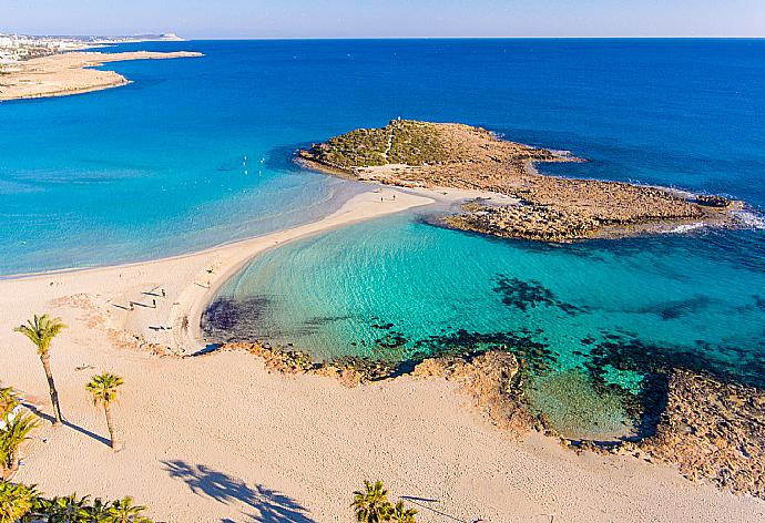 Nissi Beach . - Villa Nansoula . (Галерея фотографий) }}