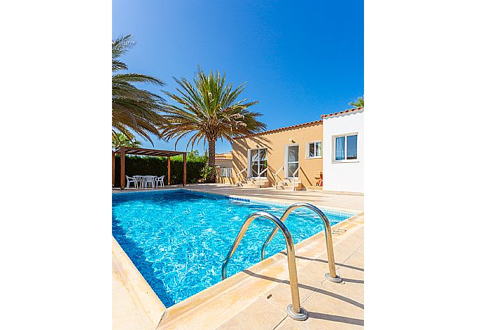 Beautiful villa with private pool and terrace . - Villa Athina . (Galleria fotografica) }}