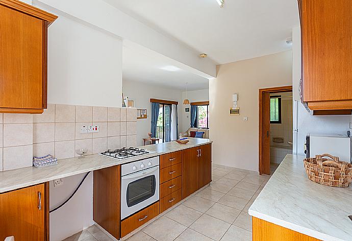 Equipped kitchen . - Villa Eleni . (Fotogalerie) }}