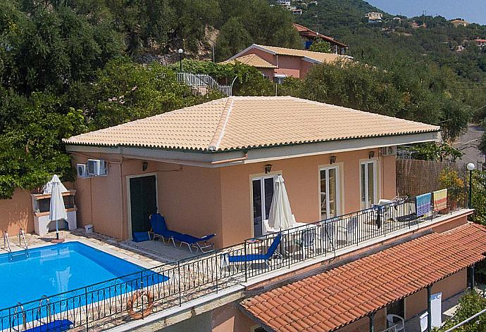 ,Beautiful Villa with Private Pool, Terrace and Views . - Villa Ariadni . (Photo Gallery) }}