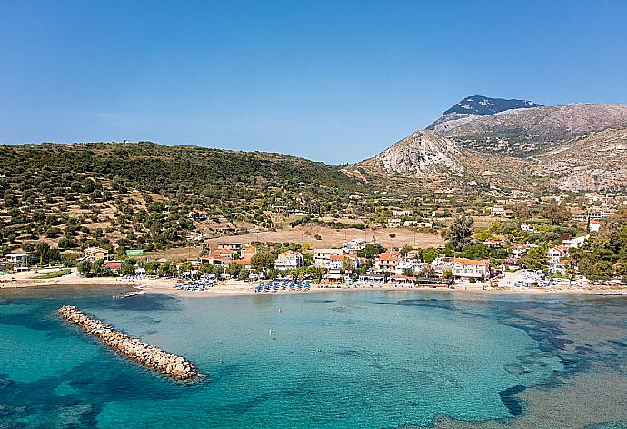 Katelios . - Villa Semeli . (Fotogalerie) }}