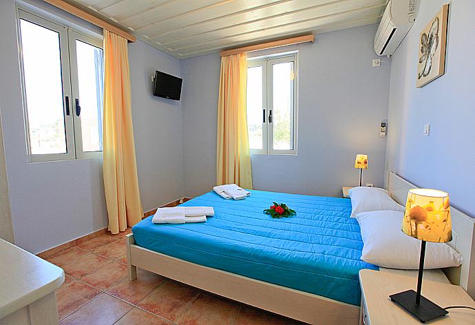 Nafsika Beach House Bedroom