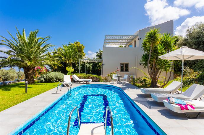 Beautiful villa with private pool, terrace, and garden with sea views . - Villa Sevos . (Photo Gallery) }}