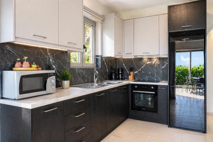  . - Villa Garifallia . (Photo Gallery) }}