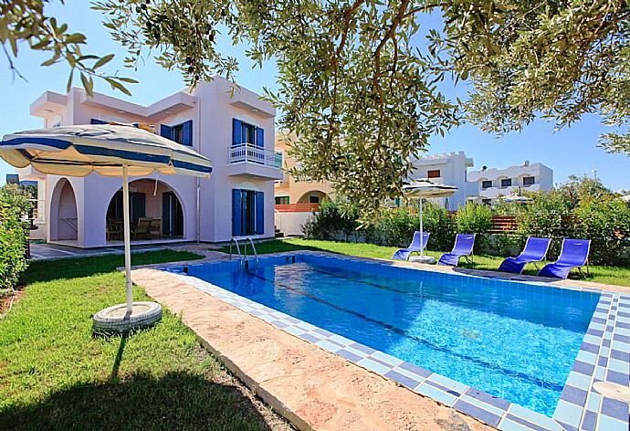Villa Nisyros Pool