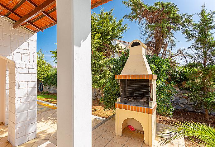 BBQ area . - Villa Kefalas . (Photo Gallery) }}