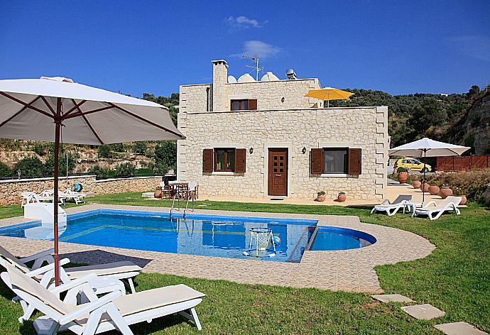 Layout . - Villa Hara Faragi . (Галерея фотографий) }}