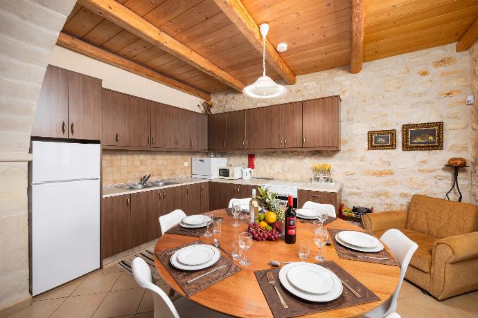 Equipped kitchen . - Villa Katia Faragi . (Photo Gallery) }}