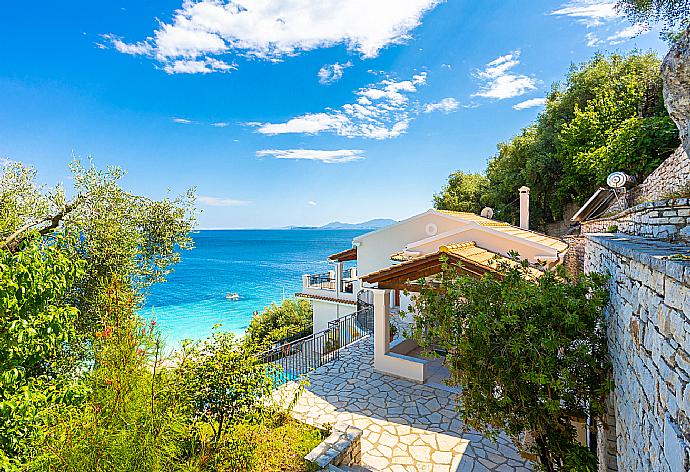 Beautiful villa with private pool and terrace with panoramic sea views . - Villa Kerkyroula . (Galleria fotografica) }}